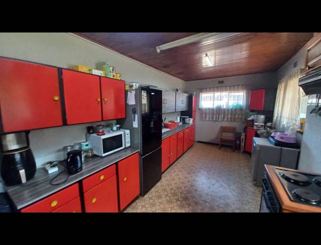 3 BEDROOM HOUSE FOR SALE IN WEST PARK